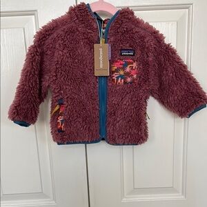 Patagonia Purple and Blue Puffer Jacket Cozy and Stylish